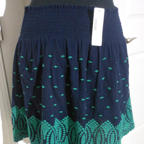 J CREW Embroidered Gauze Eyelet Mini Skirt M NWT - Picture 4 of 5